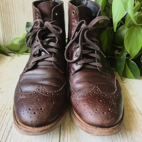 Thursday Everyday Wingtip Chukka Ankle Boots - Picture 3 of 8
